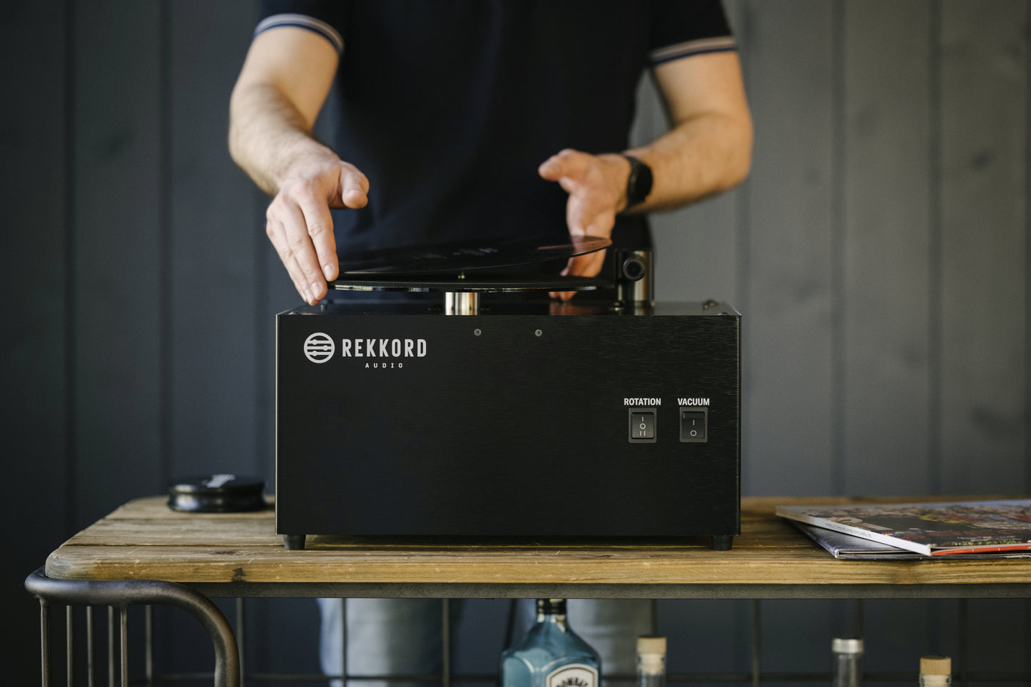 Rekkord Vacuum Record Cleaning Machine